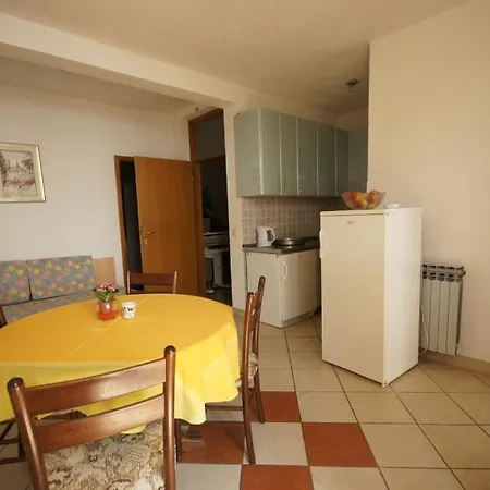 75-4 Apartment