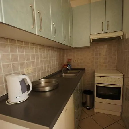 75-4 Apartment