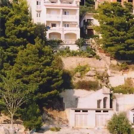 75-4 Apartment Brela